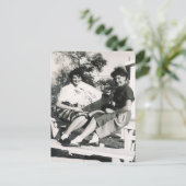 CARTE POSTALE FILLES DES ANNÉES 1950 #14 (Debout devant)