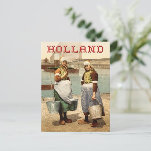 Carte Postale Filles néerlandaises en costume traditionnel et sa (Debout devant)