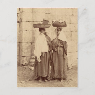 Carte Postale Filles paysannes près des murs de Jérusalem