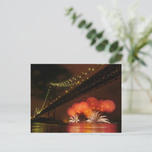 Carte Postale Firework Lisbonne (Debout devant)