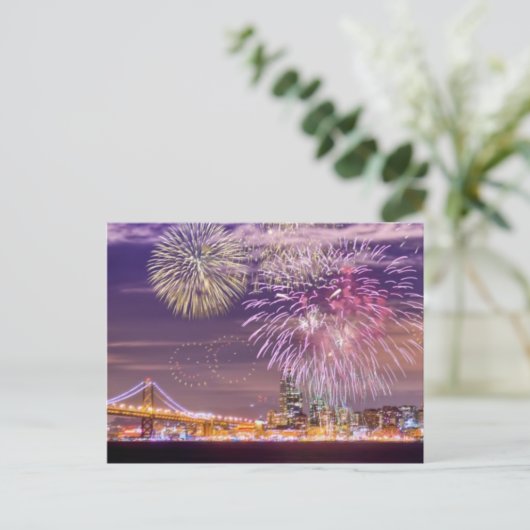 Carte Postale Fireworks (Debout devant)