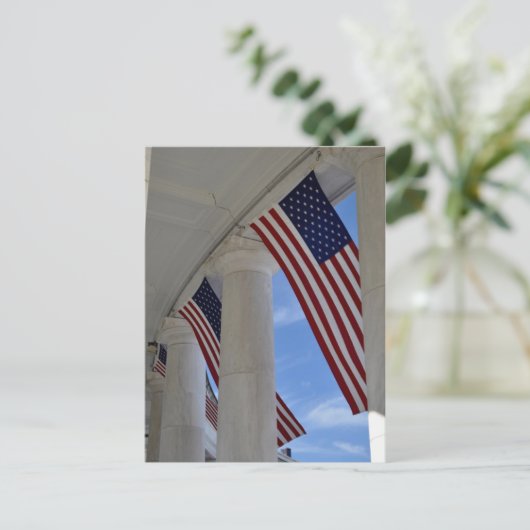 Carte Postale Flags (Debout devant)