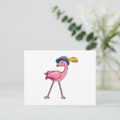 Carte Postale Flamant rose avec Casquette & Plume (Debout devant)