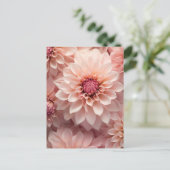 Carte Postale fleur de dahlia aux couleurs pastel douces  (Debout devant)