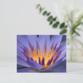 Carte Postale Fleur violet et or (Debout devant)