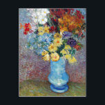 Carte Postale Fleurs dans un vase bleu de Vincent van Gogh<br><div class="desc">Ce tableau intitulé Fleurs dans un vase bleu est réalisé par le célèbre artiste Vincent van Gogh. À propos de Vincent van Gogh Vincent van Gogh considérait la couleur comme le symbole principal de l'expression. Il y a une raison pour laquelle son art se connecte avec les spectateurs, car van...</div>