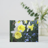 Carte postale Fleurs de printemps (Debout devant)