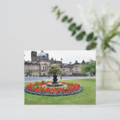 Carte Postale Fleurs En Fleur Devant Les Bains Turcs À Ha (Debout devant)