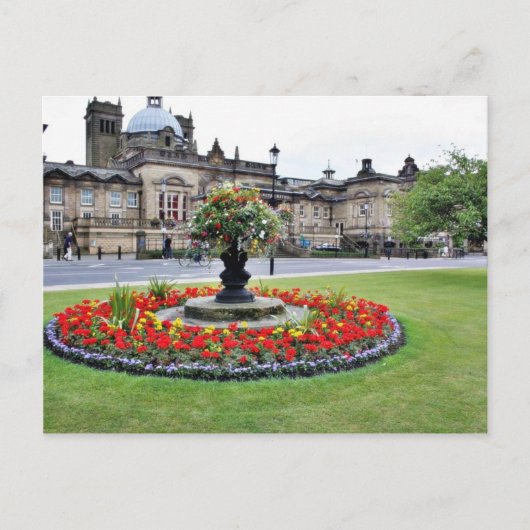Carte Postale Fleurs En Fleur Devant Les Bains Turcs À Ha (Devant)