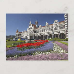 Carte Postale Fleurs printanières et gare historique,