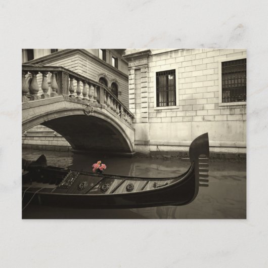 Carte Postale fleurs roses et gondole (Devant)