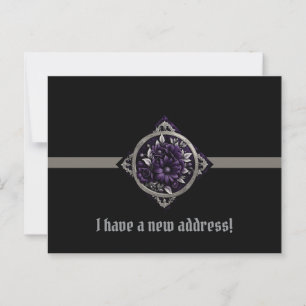 Carte Postale Fleurs violettes et argentées dans un cadre gothiq
