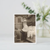 Carte Postale Flirt français - Pinup Vintage (Debout devant)