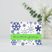 Carte Postale Flocons de neige bleus Voeux chaleureux d'hiver (Debout devant)
