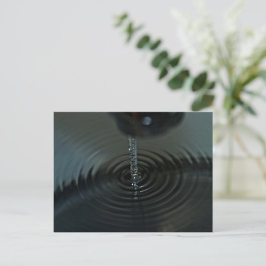 Carte Postale Fluidite de l'eau (Debout devant)