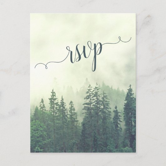 Carte Postale Foggy Mountains Green Pine Forest Wedding RSVP (Devant)