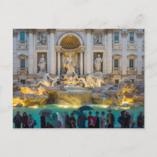 Carte Postale Fontaine de Trevi sous la pluie la nuit Rome Itali