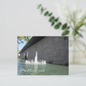 Carte Postale fontaine victoria (Debout devant)