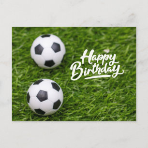 Carte Postale Football Anniversaire avec balle sur gazon vert
