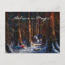 Forêt hivernale de fantasy magique et renard magiq