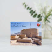 Carte Postale Fort Nizwa à Nizwa, Oman (Debout devant)