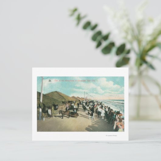 Carte Postale Foules rassemblées dans une file d'attente à Tent  (Debout devant)