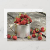 Carte Postale fraises de jardin dans la tasse (Devant / Derrière)