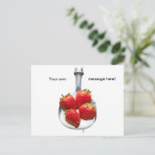 Carte Postale Fraises et crème (Debout devant)