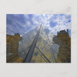 Carte Postale France, Paris Clouds reflect off the Louvre