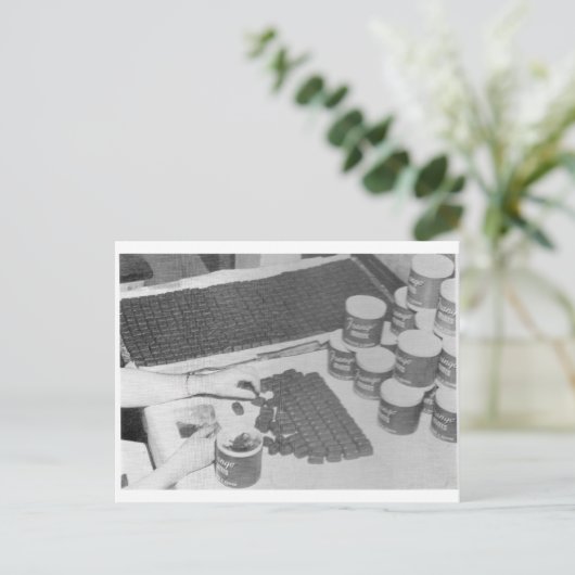 Carte Postale Frango Mints (Debout devant)