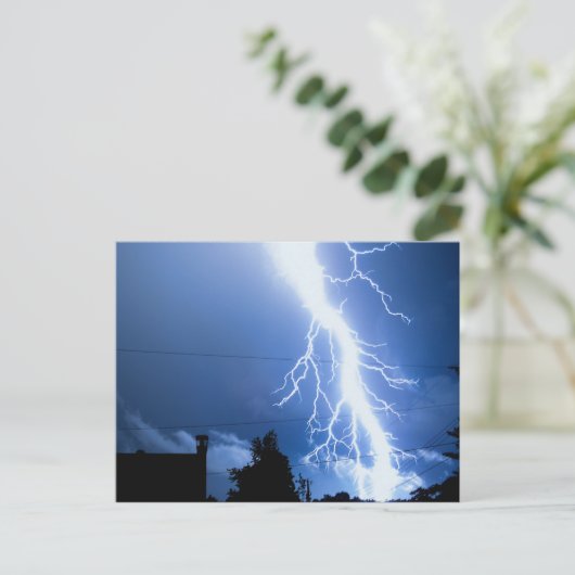 Carte Postale Frappe de foudre 2 (Debout devant)