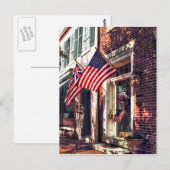 Carte Postale Fredericksburg VA - Rue avec drapeaux américains (Devant / Derrière)