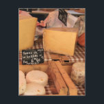 Carte Postale Fromage au marché<br><div class="desc">Différentes sortes de fromages au marché français</div>