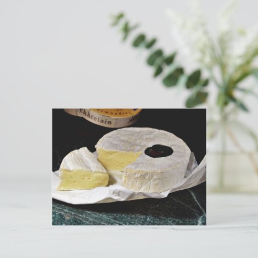 Carte Postale Fromage Camembert (Debout devant)