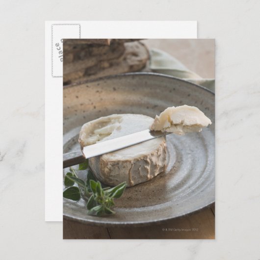 Carte Postale Fromage de brie dans l'assiette (Devant / Derrière)