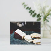 Carte Postale Fromage de chèvre ivre (Debout devant)