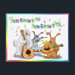 Carte Postale Funny Happy Birthday card avec des chiens jouant<br><div class="desc">Chiens amusants jouant la chanson Happy Birthday</div>