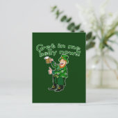 Carte Postale Funny Leprechaun et Tshirt de bière pour St. Pat's (Debout devant)