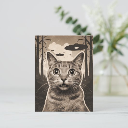 Carte Postale Funny Sepia Kitty et OVNI (Debout devant)