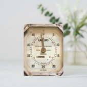 Carte Postale GAGE DE CARBURANT vintage (Debout devant)