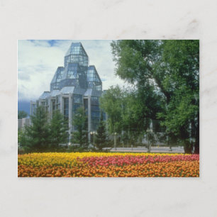 Carte Postale Galerie d'art nationale rouge, Ottawa, fleurs du C