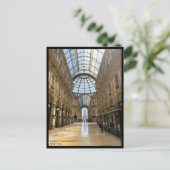 Carte Postale Galleria Vittorio Emanuele arcade - Milan, Italie (Debout devant)