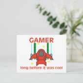 Carte Postale Gamer Before It (Debout devant)