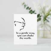 Carte Postale Gandhi secoue le monde (Debout devant)
