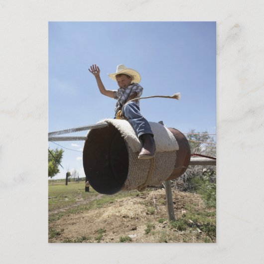 Carte Postale Garçon (8-10) équitation improvisé rodéo bull (Devant)