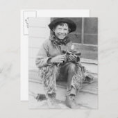 Carte Postale Garçon habillé en cowboy avec jouets (Devant / Derrière)