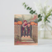 Carte Postale Garçons Citrouille Jack O Lantern Clôture (Debout devant)