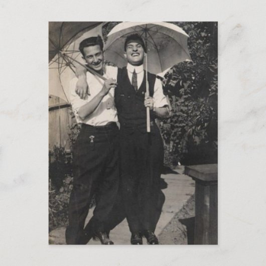 Carte Postale Garçons parapluies (Devant)