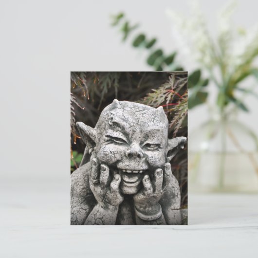 Carte Postale Garden Devil (Debout devant)