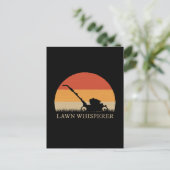 Carte Postale Gardener - Whisperer de pelouse (Debout devant)